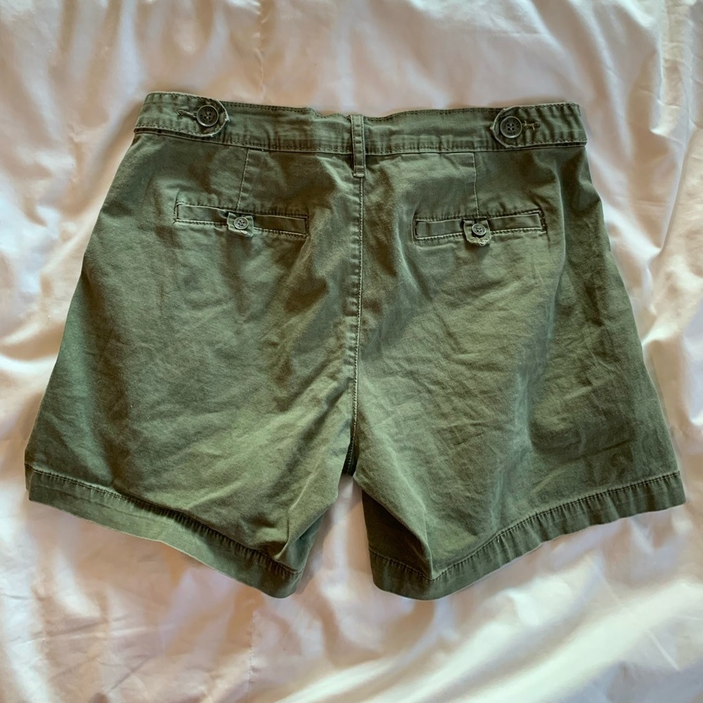 Calvin Klein Jeans army green cargo shorts - Picture 2 of 5